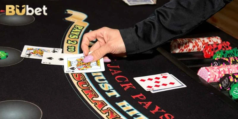 Game Blackjack BuBet luôn sôi động với bàn chơi bạc tỷ.